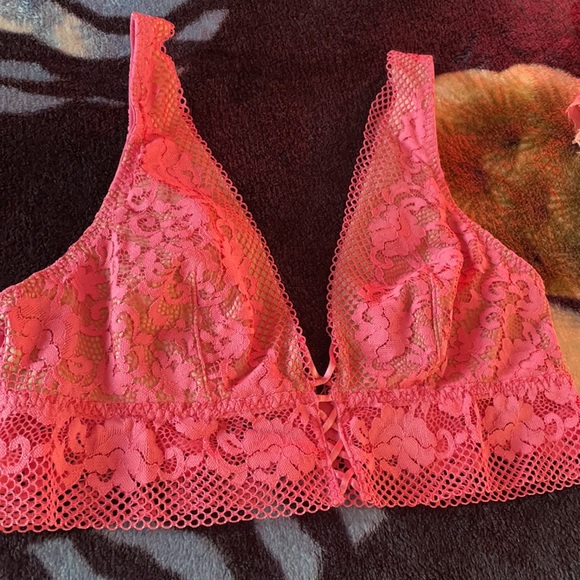Bralette - Picture 2 of 7